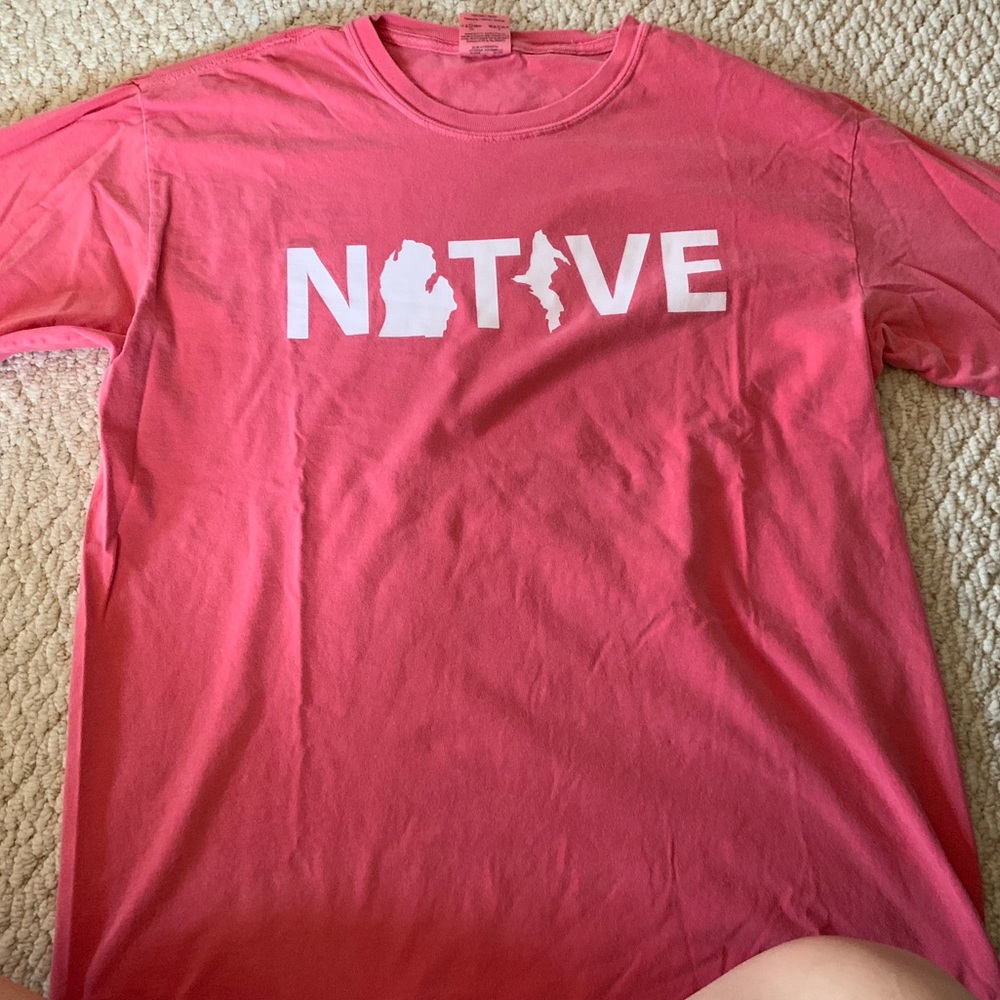 Long sleeved native t-shirt